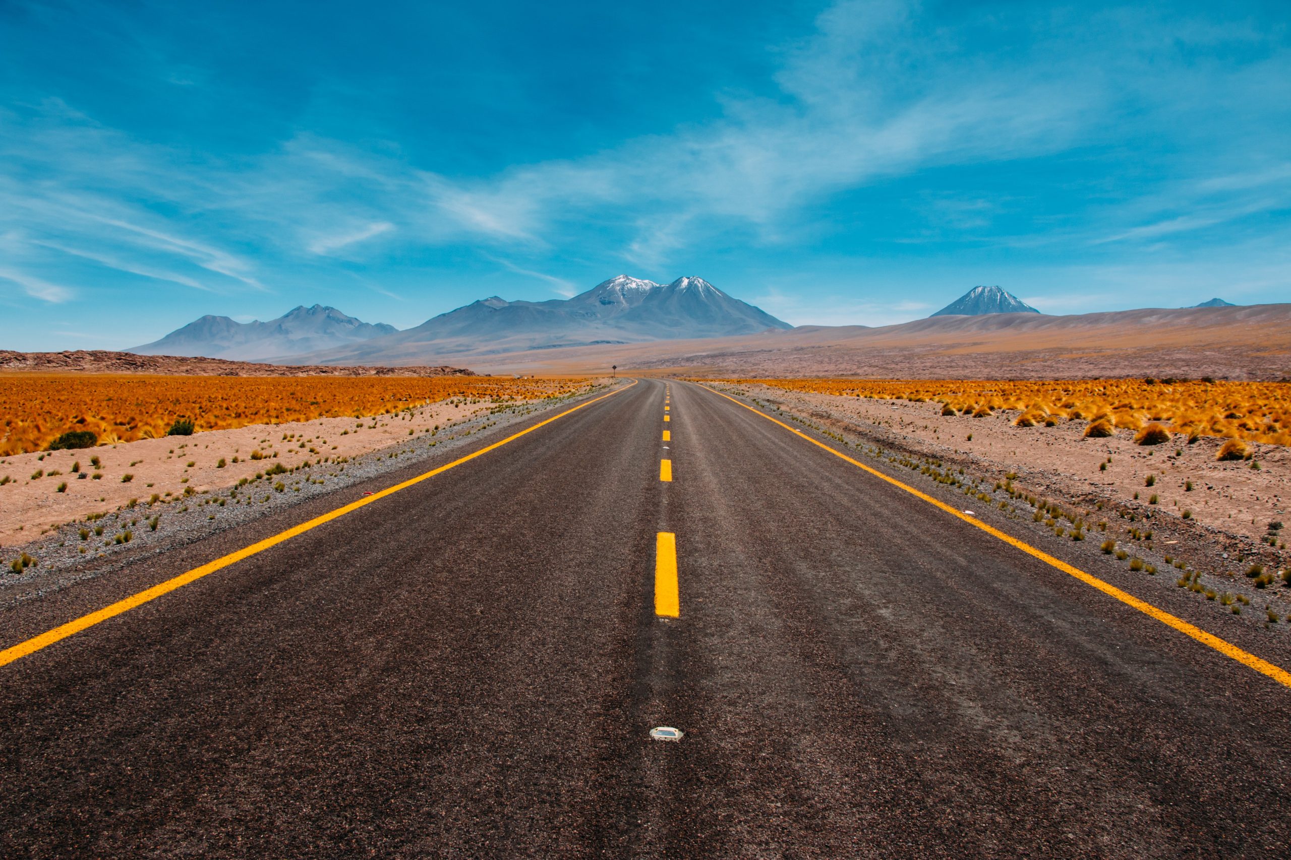 road through dessert landscape